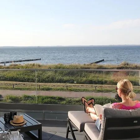 Апартаменты Exclusives Ferienapartement In *